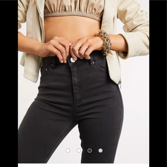 ASOS DESIGN Ridley high rise skinny jeans in clean black Used - Picture 3 of 8